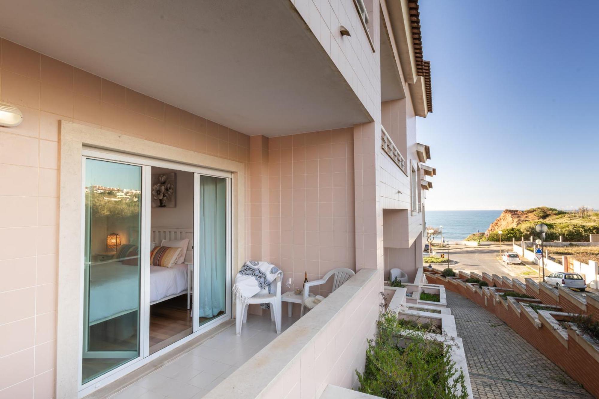 Casa Da Praia - By Smarthomes São Martinho do Porto Eksteriør billede
